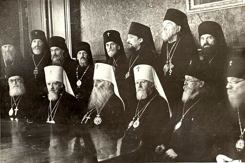 Файл:Архиерейский собор.jpg